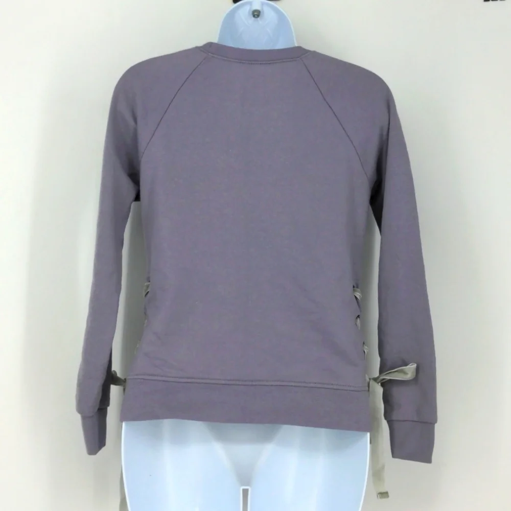 Disney Parks I Don't Live in Fantasyland But Visit Often Sweatshirt Size XS - Picture 7 of 8
